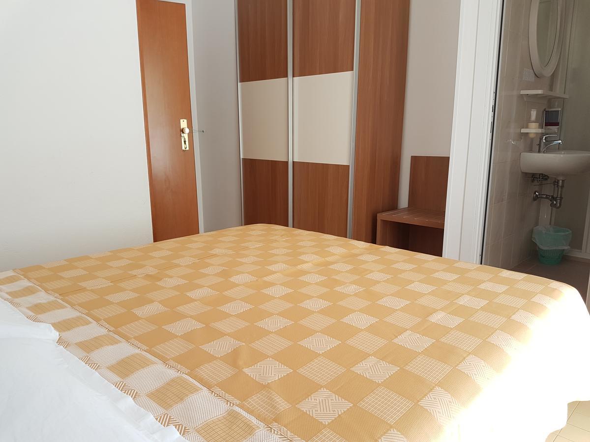 Hotel La Falena Cervia Extérieur photo